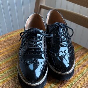 Madden girl Oxford platform shoes